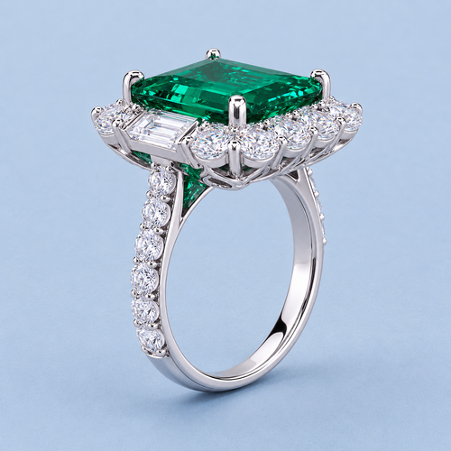 Emerald diamond ring